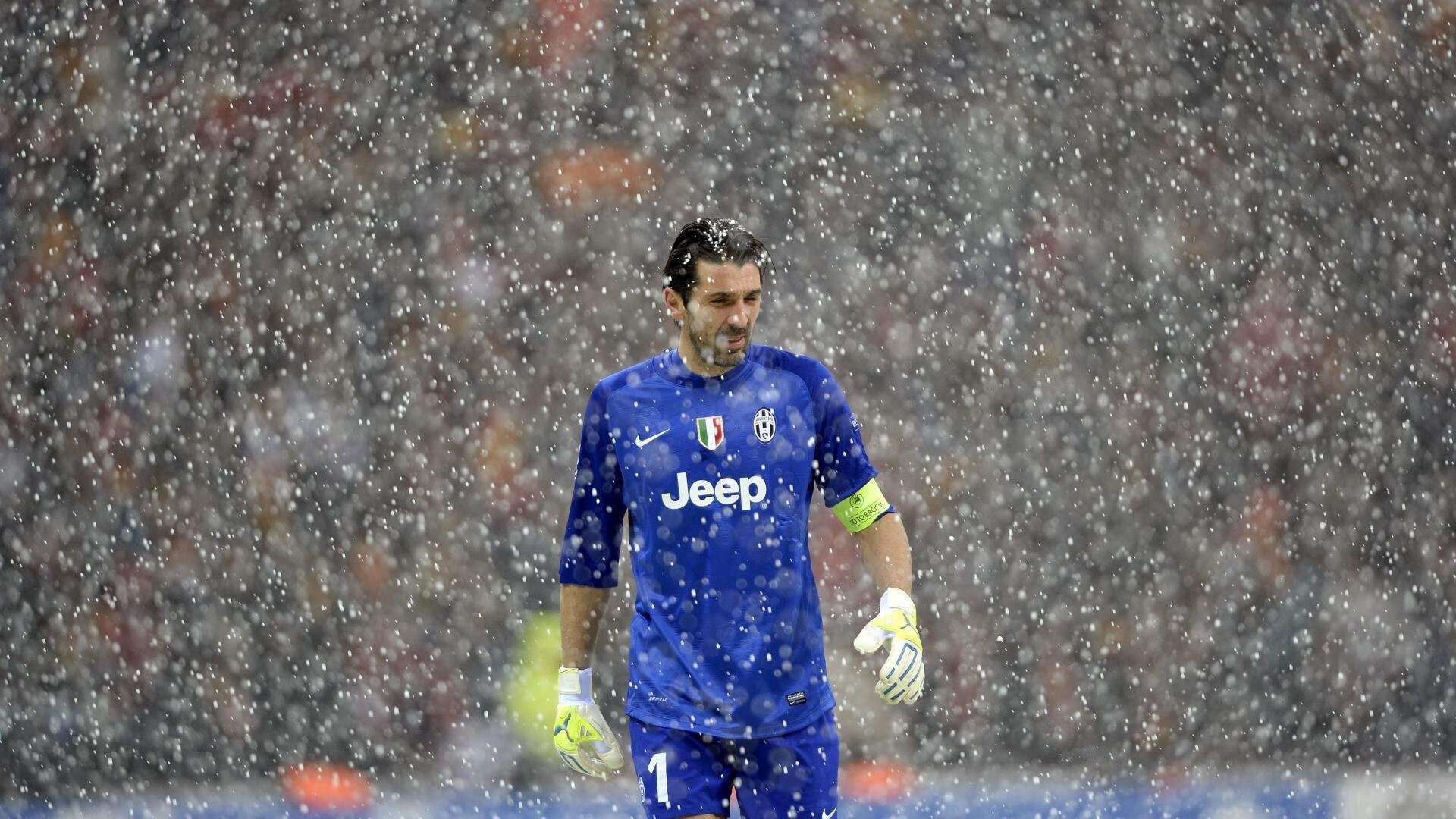 九游下载中心-英超逆转王者：最后一分钟的传奇神话，英超逆袭夺冠